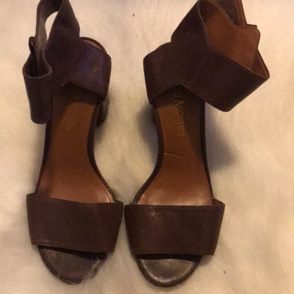Enzo Angiolini Size 6 Heels
